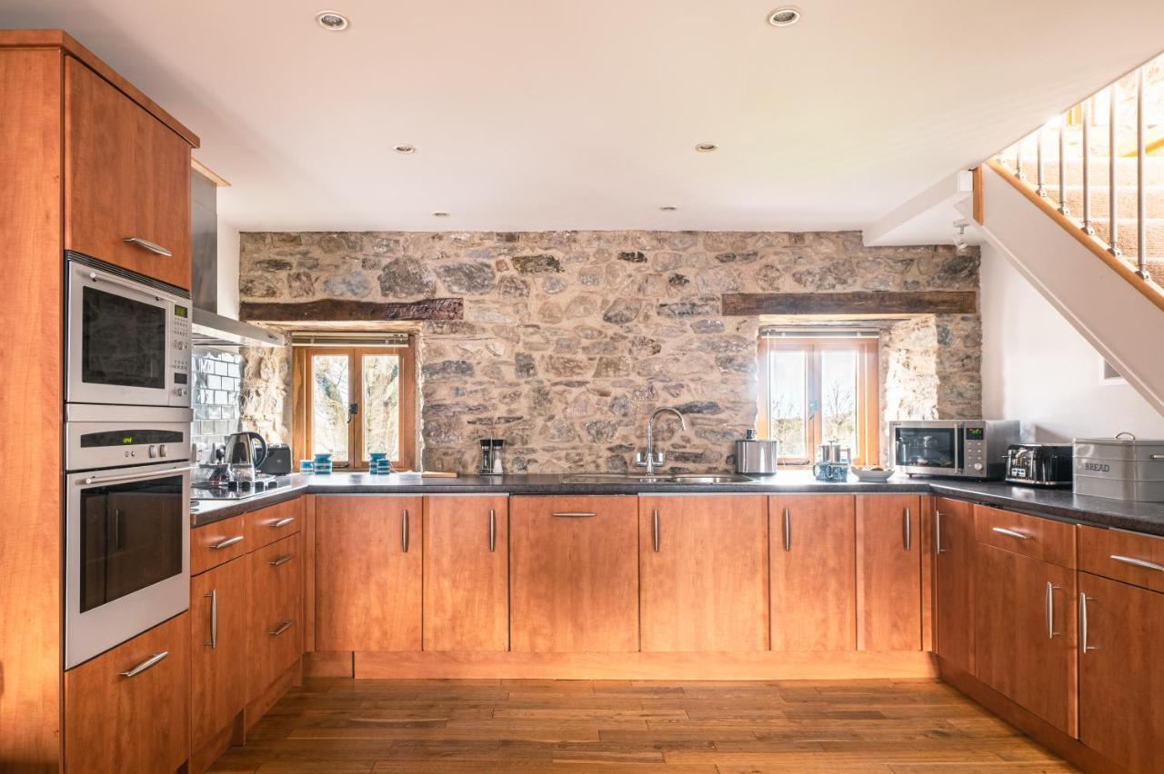 Stunning Converted Granary In Heart Of St Davids Exterior foto